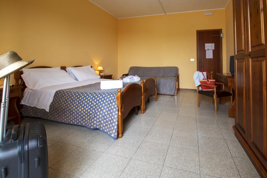 Hotel la Perla Tropea Luaran gambar