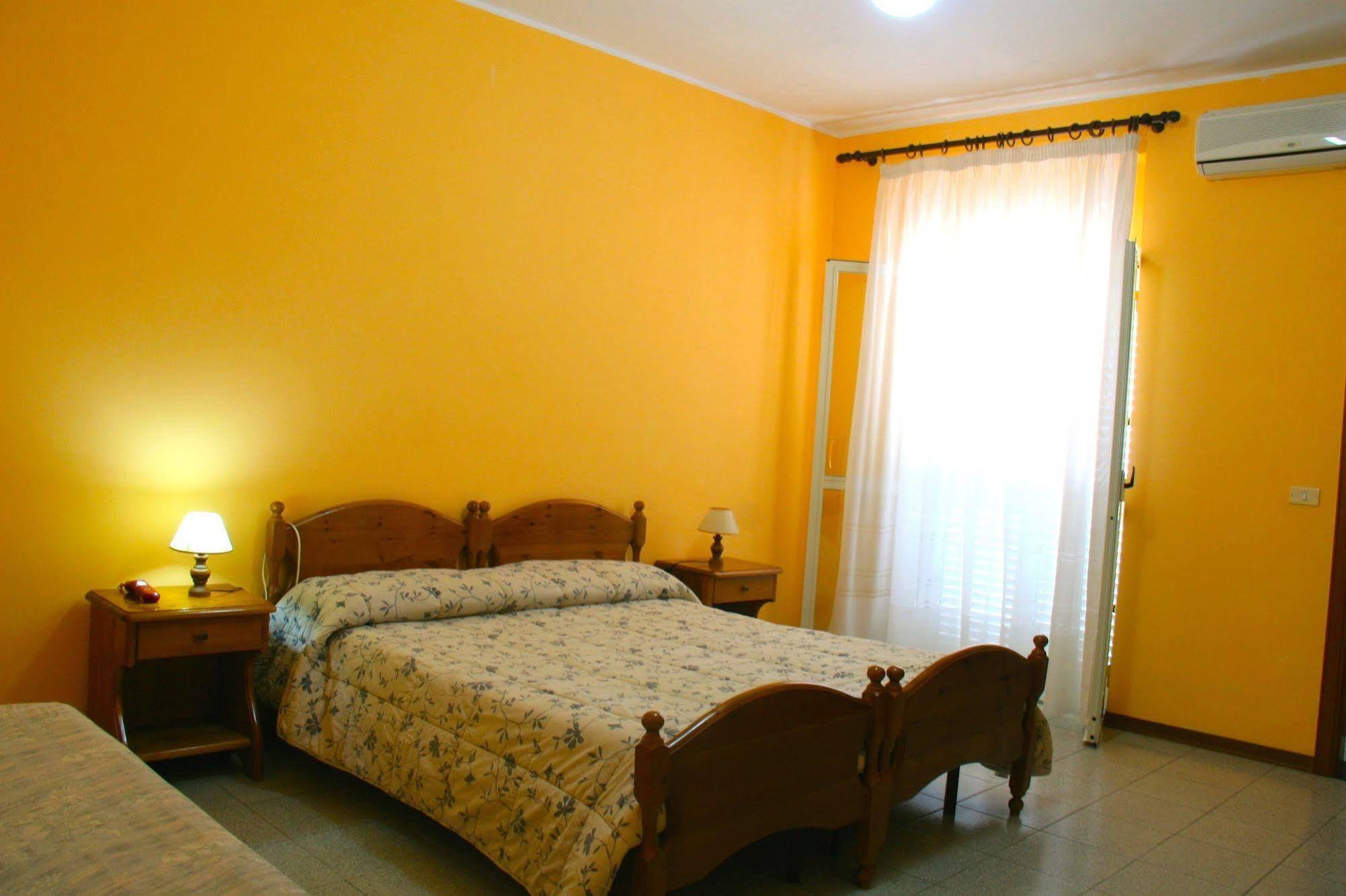 Hotel la Perla Tropea Luaran gambar