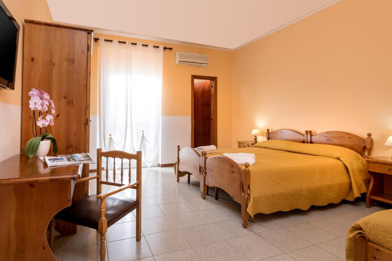 Hotel la Perla Tropea Luaran gambar